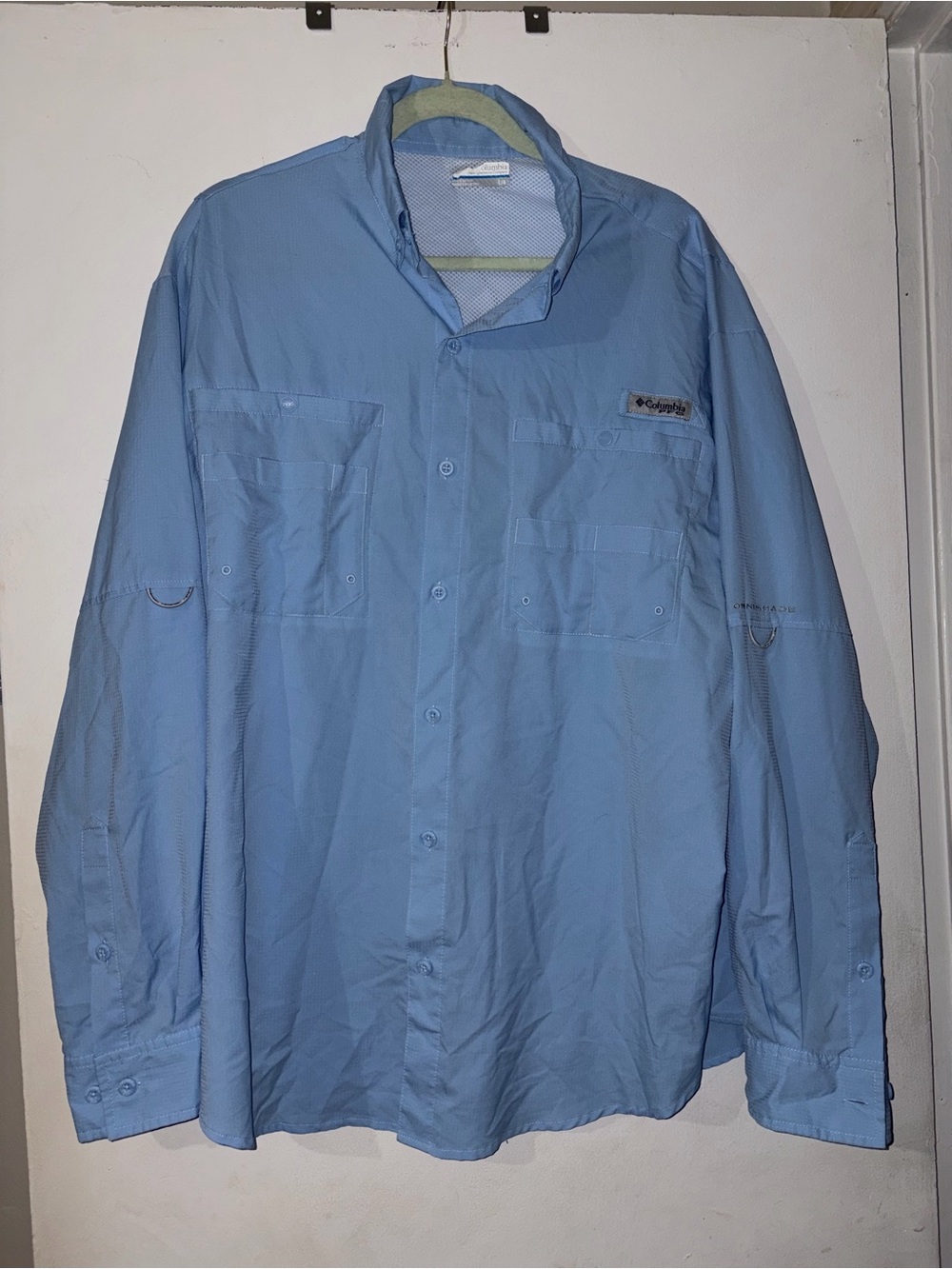 Columbia Light Blue Performance Fishing Shirt